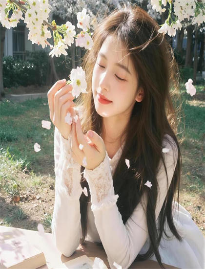 寂寞寂寞就好在线播放_少妇性L交大片免费_老婆一边出轨一边通话的短剧